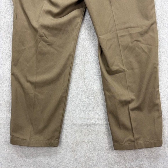 Haggar Chino Pants Mens 34x29 Mocha Brown Khakis Forever New Plain Front Chinos - Picture 12 of 13